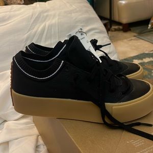 KK trainer XX92 ADIDAS brand new with tags us size 7